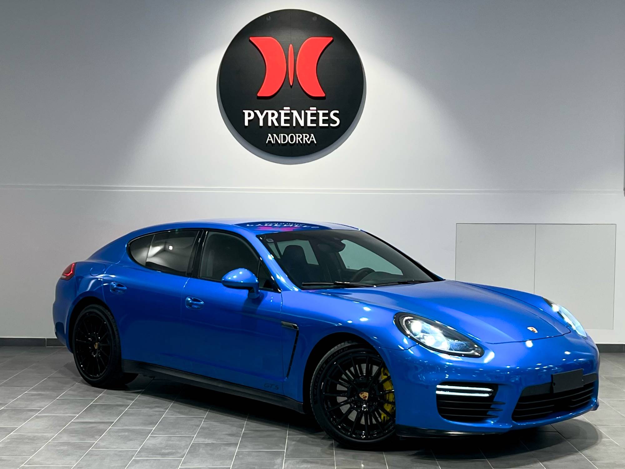 Porsche Panamera GTS